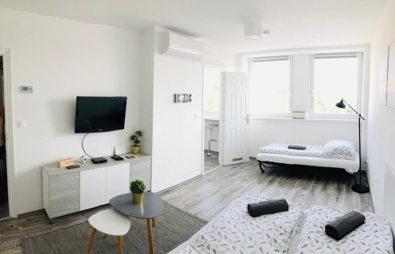 Central Apartments Veszprém Zewnętrze zdjęcie